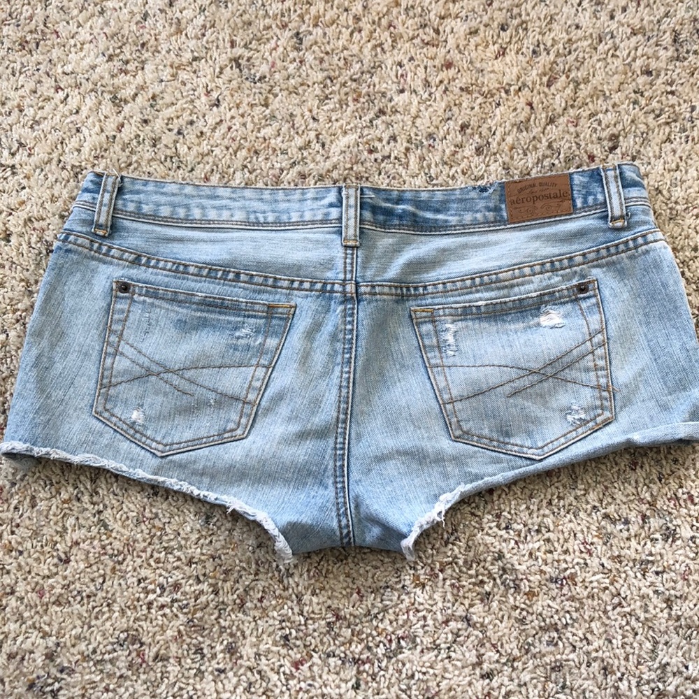 Booty shorts - Picture 2 of 3